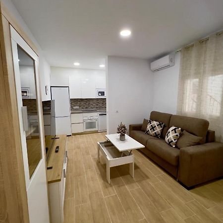 Rockside Residences Suites La Linea La Línea de la Concepción Exterior foto